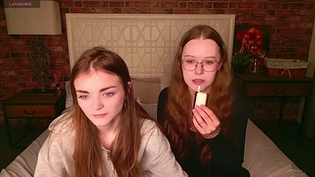 MandyMils online show from November 23, 1:22 pm