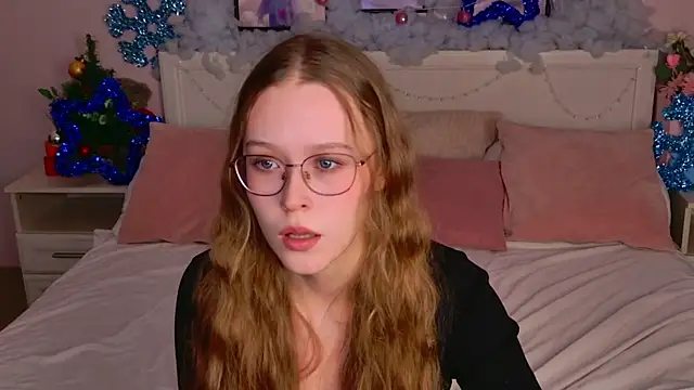 MandyMils online show from December 14, 2:22 pm