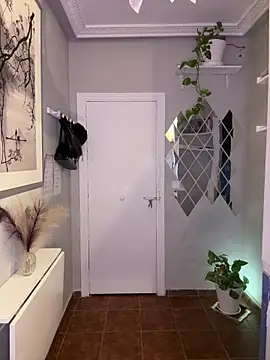 lacattiva online show from December 20, 2:13 pm