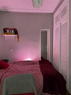 lacattiva online show from February 14, 5:43 pm