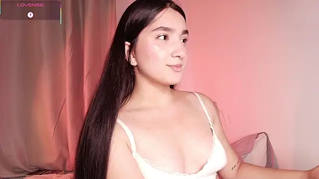Snapshot of dulceangel__ chatting on October 4, 11:47 pm dulceangel   online show from October 4, 11:47 pm