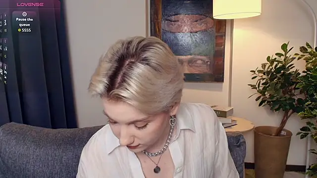 Snapshot of OdelynaAsp chatting on November 29, 12:19 pm OdelynaAsp online show from November 29, 12:19 pm