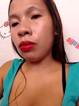 Snapshot of HotNaughtyGirl23 chatting on July 7, 3:09 am HotNaughtyGirl23 online show from July 7, 3:09 am