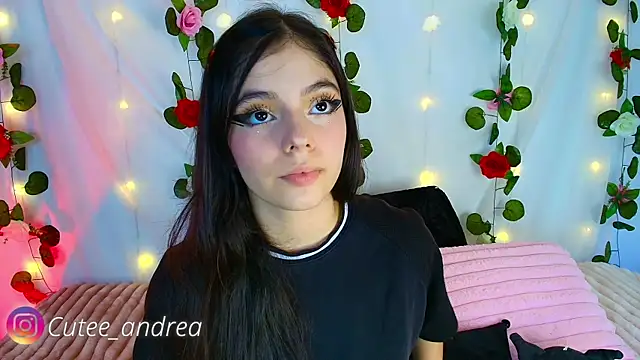 Snapshot of cutee_andrea chatting on October 20, 3:18 am cutee andrea online show from October 20, 3:18 am