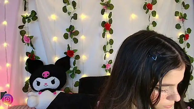 Snapshot of cutee_andrea chatting on November 28, 3:09 am cutee andrea online show from November 28, 3:09 am