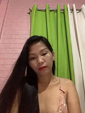 Snapshot of Cleo17 chatting on June 17, 1:34 pm Cleo17 online show from June 17, 1:34 pm