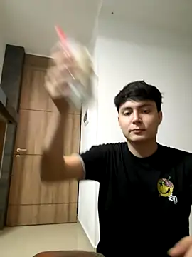 Snapshot of sexydany_ chatting on October 22, 6:57 am sexydany  online show from October 22, 6:57 am