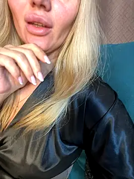 Affectionate lady online show from September 20, 9:32 am