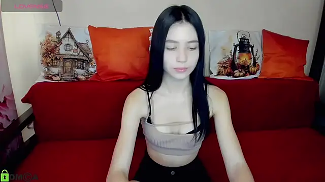 Snapshot of SelinLi chatting on October 15, 7:08 am SelinLi online show from October 15, 7:08 am