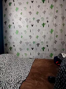 Snapshot of Avannay chatting on October 15, 12:11 am Avannay online show from October 15, 12:11 am