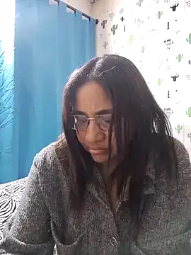 Snapshot of Avannay chatting on October 16, 12:33 am Avannay online show from October 16, 12:33 am