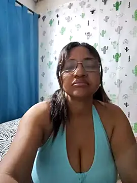 Snapshot of Avannay chatting on October 16, 11:39 pm Avannay online show from October 16, 11:39 pm