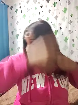 Snapshot of Avannay chatting on December 2, 1:11 am Avannay online show from December 2, 1:11 am