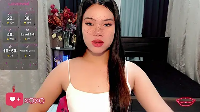 Snapshot of IamRaeganDolls69 chatting on November 27, 12:02 am IamRaeganDolls69 online show from November 27, 12:02 am