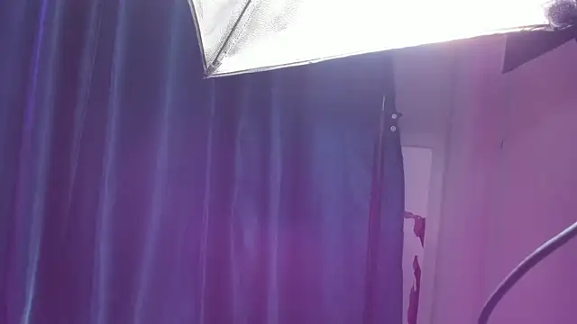 Snapshot of alicetaylor_1 chatting on September 26, 9:30 pm alicetaylor 1 online show from September 26, 9:30 pm