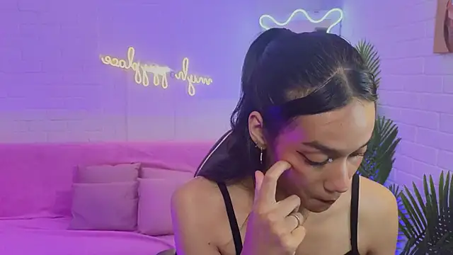 artemiss tay online show from September 10, 7:14 pm