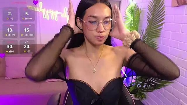 artemiss tay online show from October 2, 7:21 pm