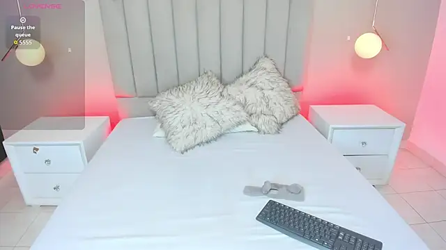 Dani rosse  online show from November 2, 2:41 pm