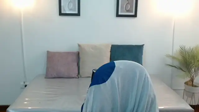 Evanss lx online show from March 27, 7:24 pm