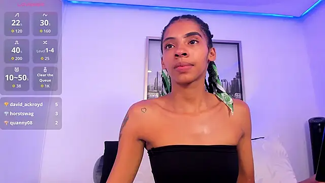 Snapshot of sarah_ashbourne chatting on October 28, 11:25 am sarah ashbourne online show from October 28, 11:25 am