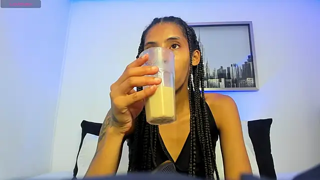 Snapshot of sarah_ashbourne chatting on October 29, 12:07 pm sarah ashbourne online show from October 29, 12:07 pm