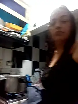 Lady 16 online show from January 11, 8:47 pm