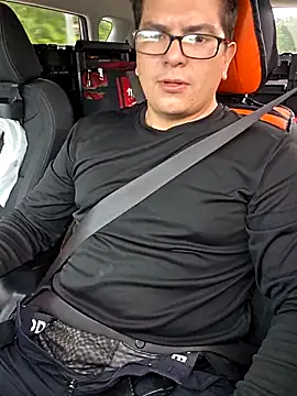 Snapshot of lucho8690 chatting on September 9, 9:03 pm lucho8690 online show from September 9, 9:03 pm