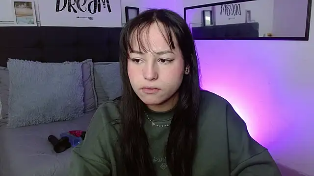 Snapshot of Eymmy_24 chatting on September 9, 2:55 am Eymmy 24 online show from September 9, 2:55 am