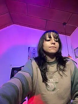 Snapshot of Eymmy_24 chatting on October 21, 3:07 am Eymmy 24 online show from October 21, 3:07 am