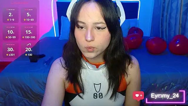 Snapshot of Eymmy_24 chatting on November 7, 2:00 am Eymmy 24 online show from November 7, 2:00 am