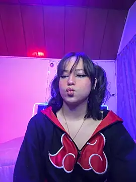 Snapshot of Eymmy_24 chatting on November 16, 12:49 am Eymmy 24 online show from November 16, 12:49 am