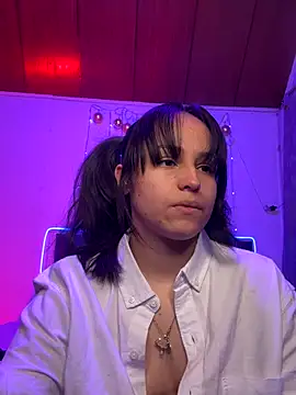 Snapshot of Eymmy_24 chatting on November 19, 3:39 am Eymmy 24 online show from November 19, 3:39 am