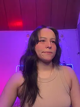 Snapshot of Eymmy_24 chatting on November 23, 3:17 am Eymmy 24 online show from November 23, 3:17 am