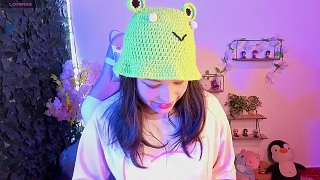 Eymmy 24 online show from March 9, 1:53 am