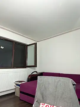 MiaKiittyy online show from December 16, 1:10 am