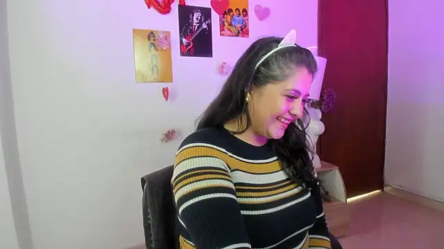 TifanyAmazinng online show from March 19, 1:59 pm