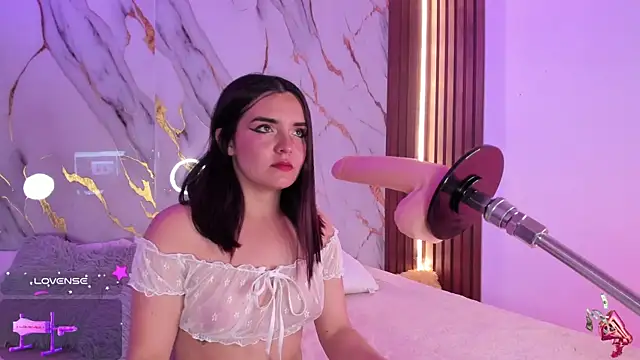 alicecute77 online show from September 9, 2:33 am