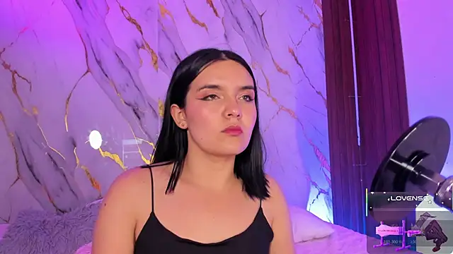 alicecute77 online show from January 12, 2:17 am