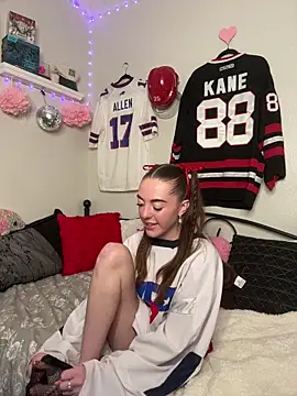 babygingerboo online show from February 22, 7:40 am