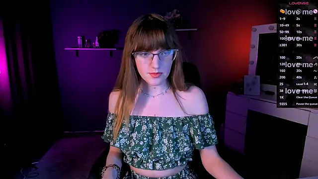 Snapshot of ava_mystic_ chatting on September 18, 7:38 pm ava mystic online show from September 18, 7:38 pm