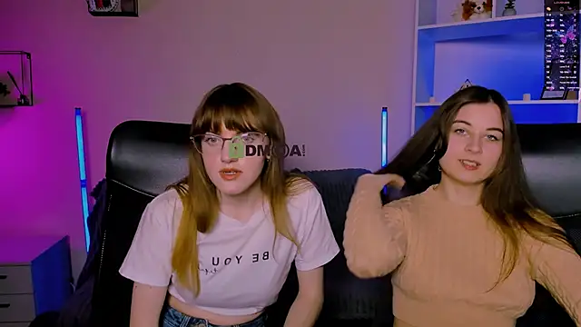 Snapshot of ava_mystic_ chatting on November 19, 8:31 pm ava mystic online show from November 19, 8:31 pm