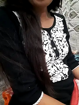 Aarti-kumri online show from November 9, 2:48 pm