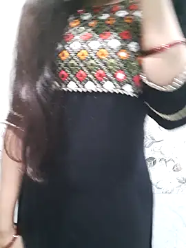 Aarti-kumri online show from February 20, 6:10 am