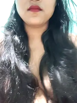 Snapshot of SugarWithSpice chatting on April 9, 8:09 am SugarWithSpice online show from April 9, 8:09 am