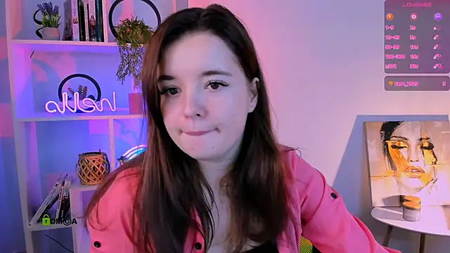 nika-still online show from September 27, 4:23 pm