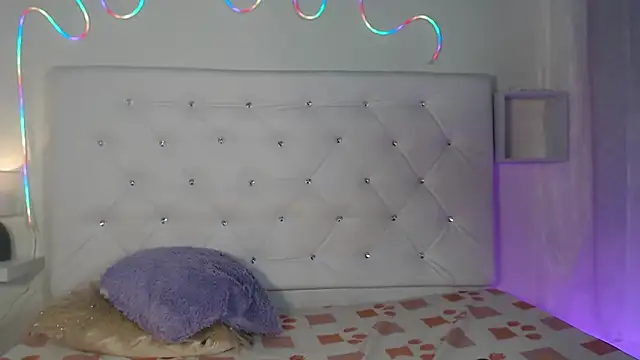 tatixxxvega online show from September 26, 1:26 pm