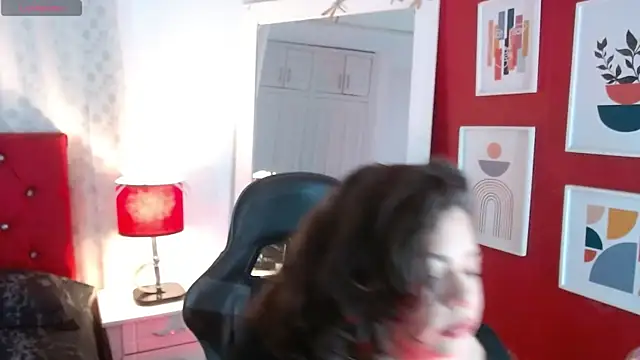 merly chica online show from December 1, 1:05 pm