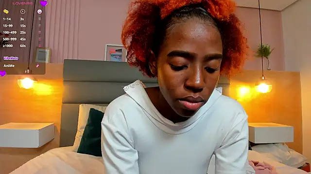  emma willliams  online show from October 12, 9:14 pm