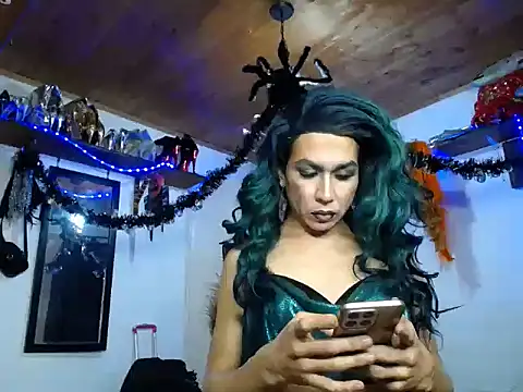 Snapshot of sashastarfire chatting on October 29, 2:58 am sashastarfire online show from October 29, 2:58 am