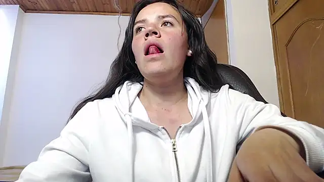 Skylar Serenity online show from September 16, 8:54 pm